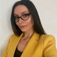 Larisa Pistolea Email