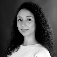 Kamilla Gonçalves Email