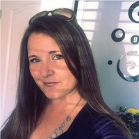 Pioneer Veterinary Products Employee Marianne Cook's profile photo