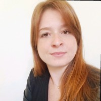 Tatiane C. de Lima Vieira Email