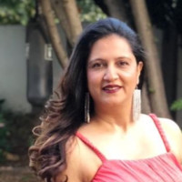 VCIT Insight Employee Nameesha Lukman's profile photo