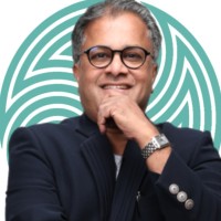 Email e telefono di Santosh Nair