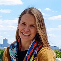 Almudena Fernandez Email