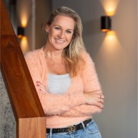 van helder Employee Cindy van Rossum-Elemans's profile photo
