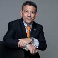 E-mail e número de telefone de Olivier Gueris