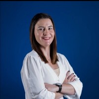 Flavia Alves Email