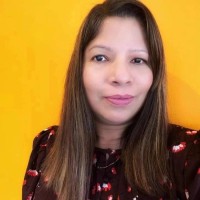 Lola Gonzalez Email