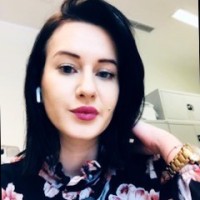 Anna Bartnik Email