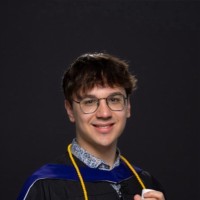 Adam Krompiewski Email
