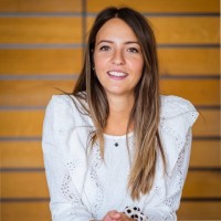 Eléna Henry Email