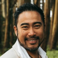 Derek Pankaew E-Mail & Telefonnummer