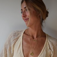SUN VOW Jewelry Employee Sydney Long's profile photo