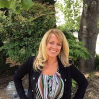 PBS SoCal | KCET Employee Laura Lanier's profile photo