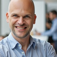 Sönke Jacob Email