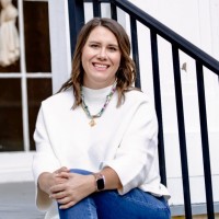 Laura Craft Email & Phone Number