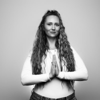 Nalu Travel & Events Employee Bethan Thomas's profile photo