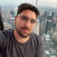 Devlane Employee Matias Mendoza's profile photo