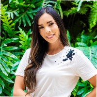 Karen Vásquez Email & Phone Number