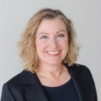 RE/MAX Complete Realty Employee Karen Salmon's profile photo