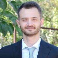 Ahmet Çeli̇k Email