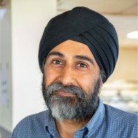 Davinder Jolly Email