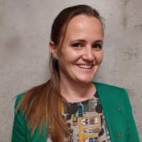 Siska Leten Email