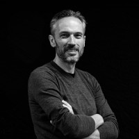 Ralph Vos Email