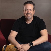Augusto Menezes MacEdo Email
