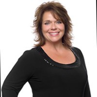 Lesa Hart Email & Phone Number