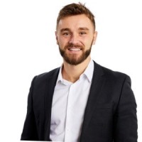 Paddy Courtney Email & Phone Number