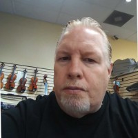 Family Music Centers Employee Louis Kahn's profile photo