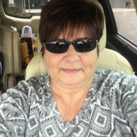 Leslie Hennion Email & Phone Number