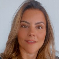 Vanessa Siqueira Gonçalves Email