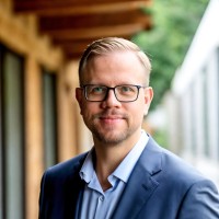 Jonathan Holmén Email & Phone Number
