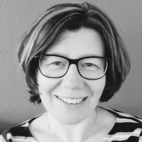 Isabel Baumgartner Email