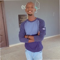Akinbayo Akinwande Email