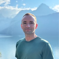 Booking.com Employee Ivan Raykov's profile photo