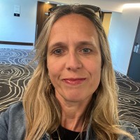 Liesbeth Vanbelle Email