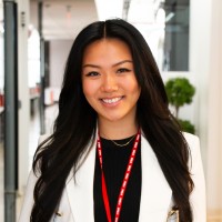 UNIQLO Employee Alina Chen's profile photo