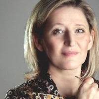 Zlata Šipošová Email