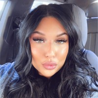 Beauty Barrage Employee Taylor Grove's profile photo