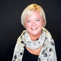 MHI Canada Aerospace, Inc. Employee Jennifer Cox's profile photo