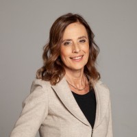 Veronica Rondinoni Email & Phone Number