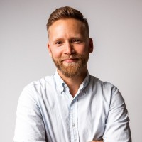 Simon Lindgren Email