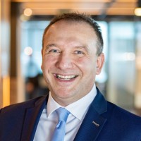 Robert de Jong Email & Phone Number