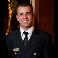 Henrique Júnior Email