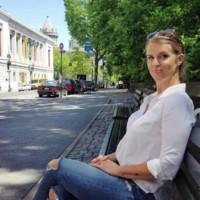 Lilli Smith Email & Phone Number