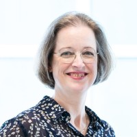 Roos Dahmen Email