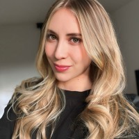 Patagonian.com Gallery Employee Dana Porras's profile photo