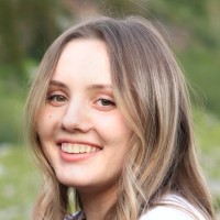 Elle Everett Email
